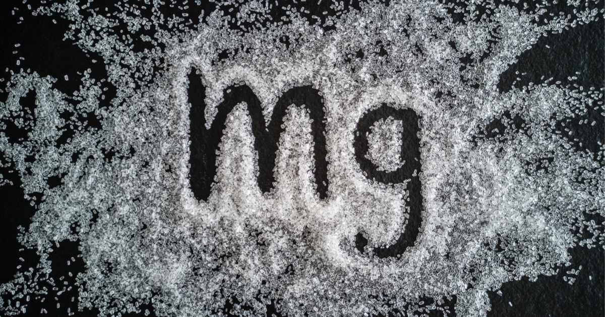 Hvordan virker magnesium - MG skrevet i pulver